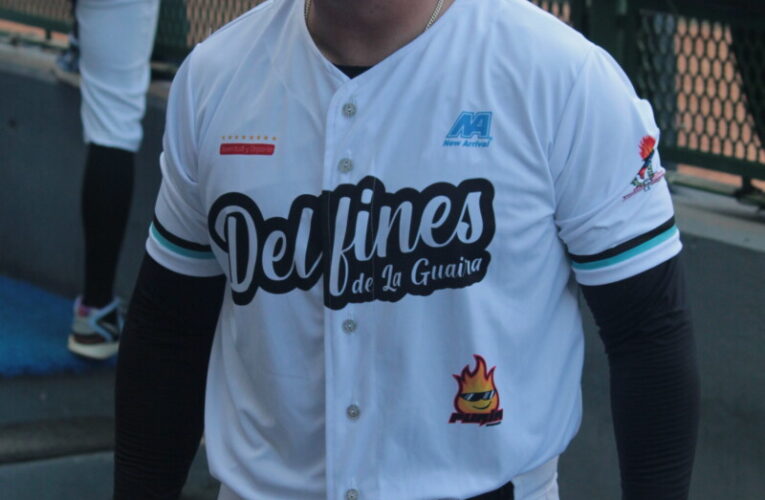 Delfines movió a Offerman tras perder tercer juego