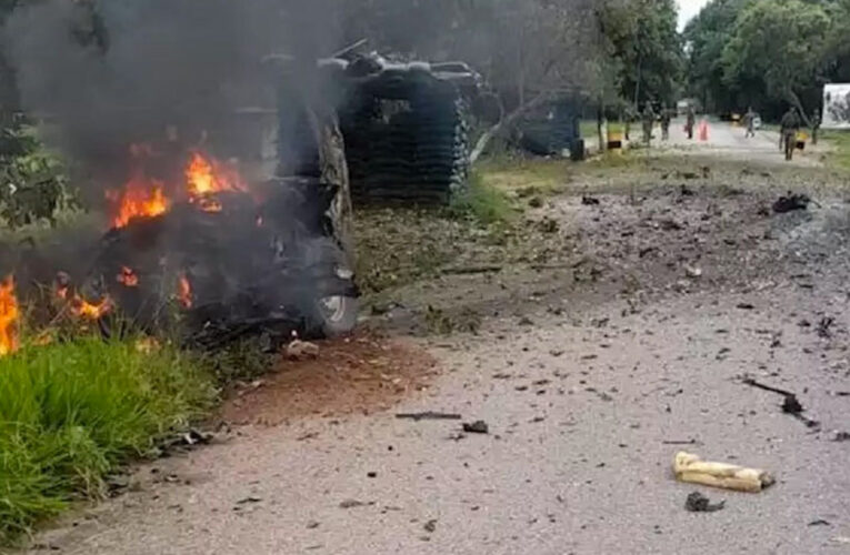Carro bomba provoca 2 muertos y 6 militares heridos en Colombia