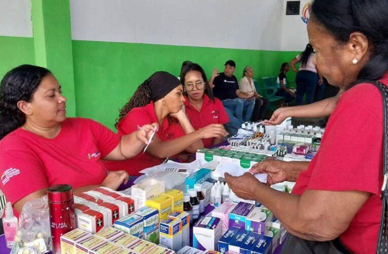 Jornada del salud a beneficio de los feligreses en el Centro Integral Hugo Chávez