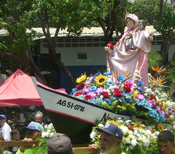 La Virgen del Carmen en procesión marina