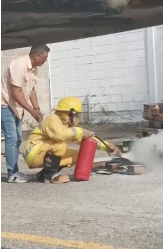 Bomberos del Estado La Guaira realizaron simulacro de incendio en Cargill