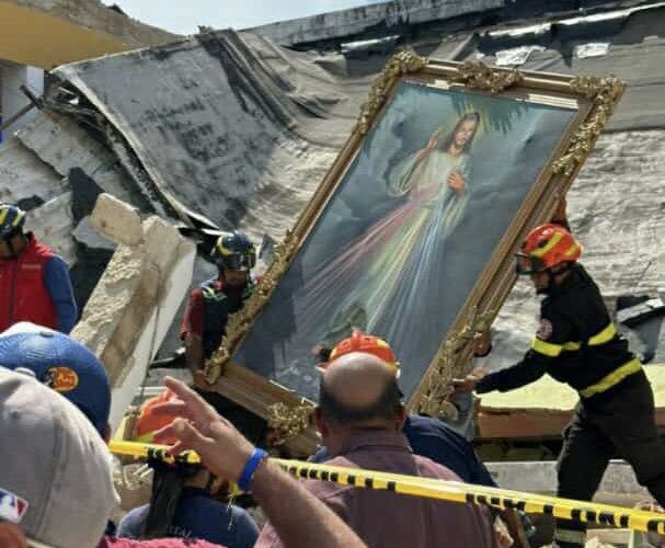 Maduro ordena construir nueva iglesia para la Virgen del Rosario