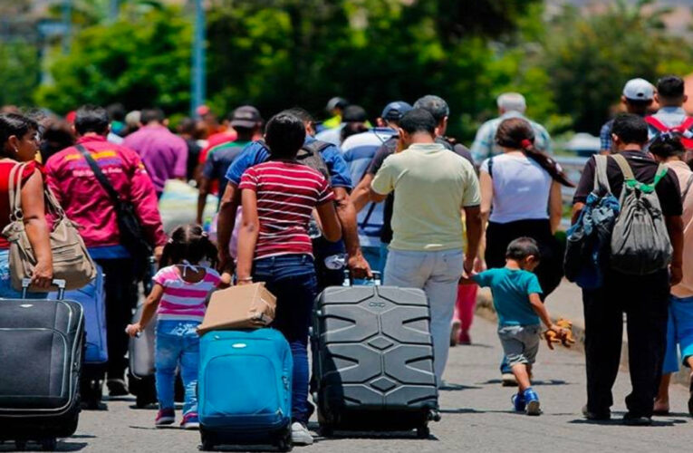 Equilibrium: 30% de los venezolanos mantiene el plan de migrar