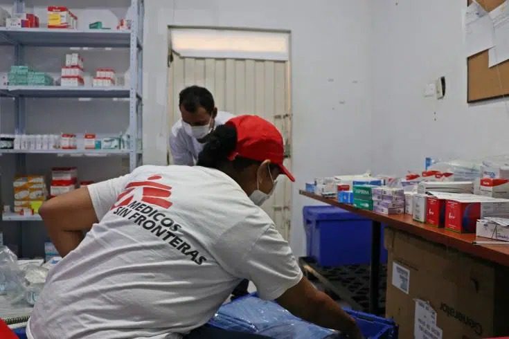 MSF donó 18 toneladas de fármacos y materiales médicos