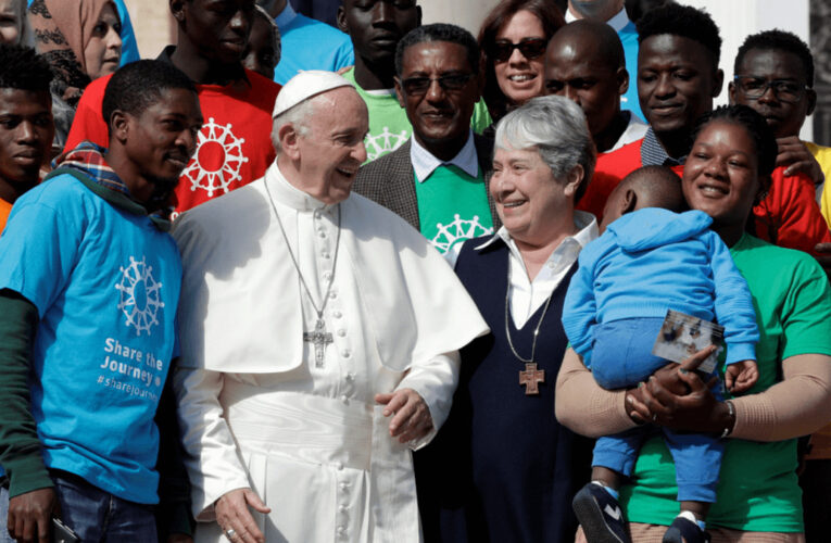 Papa Francisco defenderá a los migrantes en su viaje a Marsella