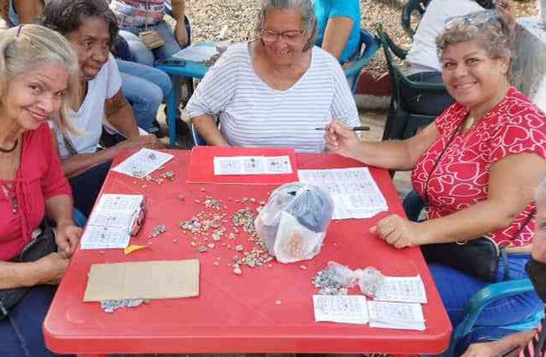 Realizan primer bingo pro fondos para la reconstrucción del templo de Pariata