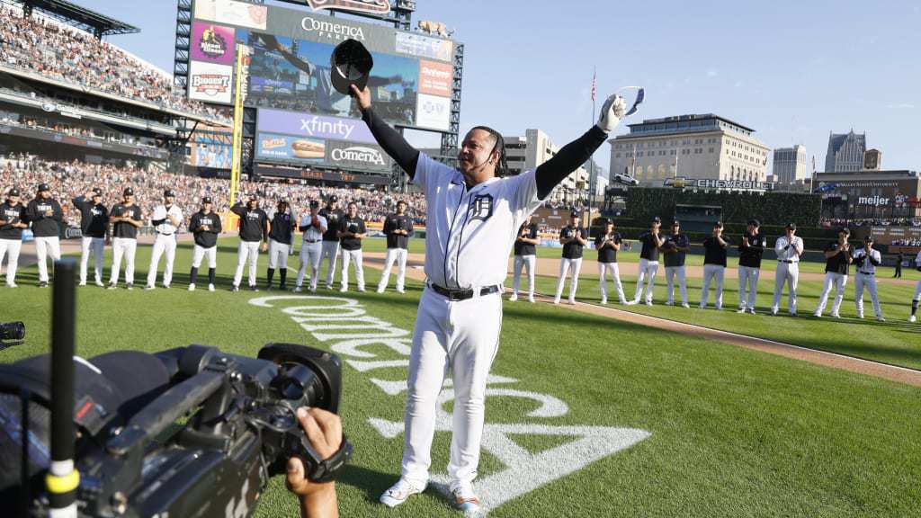 MIGUEL CABRERA LA LEYENDA DE LOS 500 JONRONES Y 3000 HITS 