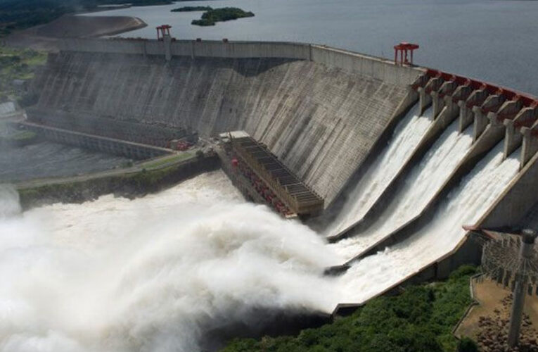 Brasil y Venezuela reanudarán importaciones de electricidad