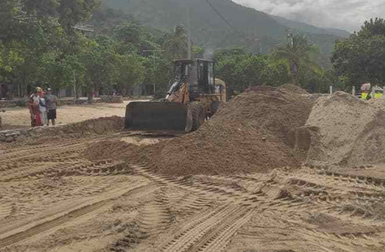 Comerciantes piden acelerar los trabajos en las playas de Macuto