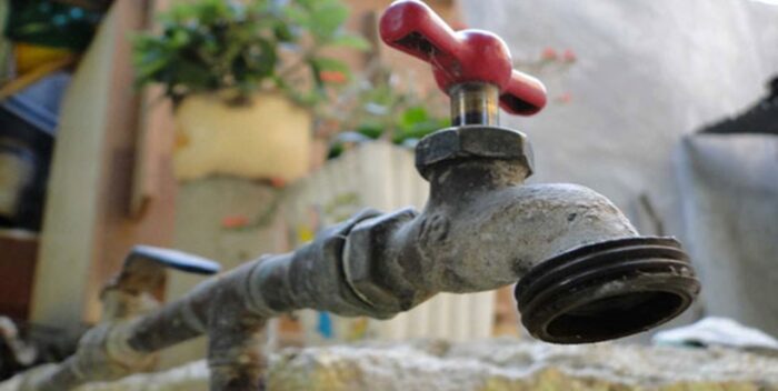 65% de los venezolanos evalúan de manera negativa el servicio de agua