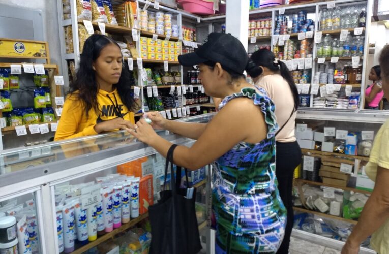 Comerciantes de Maiquetía mantienen precios de productos de la canasta básica