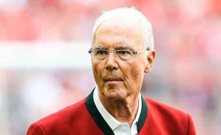 Murió el legendario futbolista alemán Franz Beckenbauer