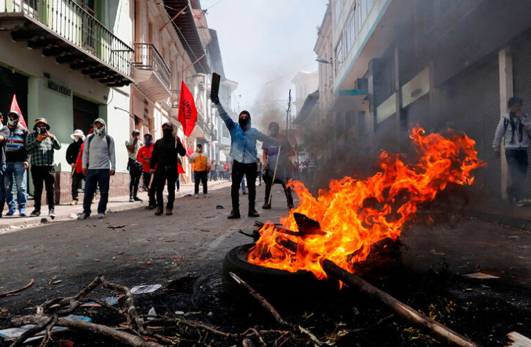 Violencia en Ecuador deja un saldo de 10 muertos y unos 70 detenidos
