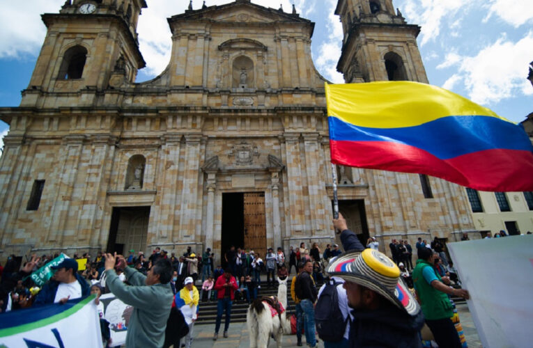 Elección de la nueva fiscal general calienta las calles de Colombia