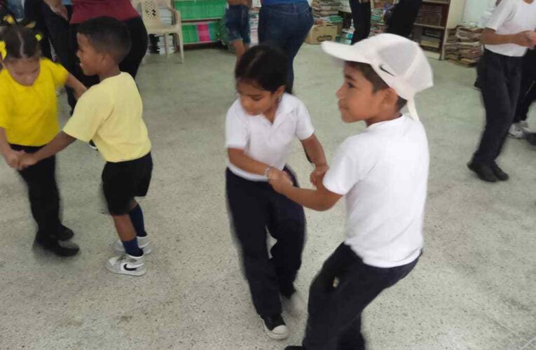 500 parejas de estudiantes celebrarán el Día Internacional de la Danza en la Bolívar Chávez
