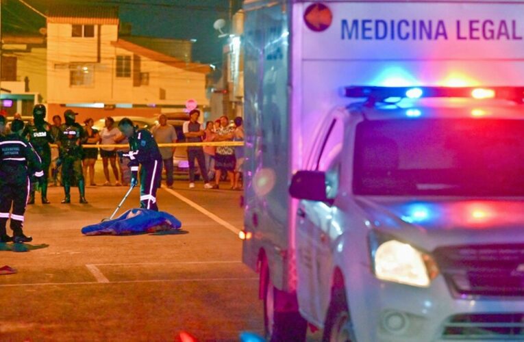 Masacre en Ecuador deja cinco muertos, entre ellos un menor de edad