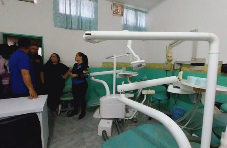 Inspeccionan remodelación del Hospital Eudoro González de Carayaca