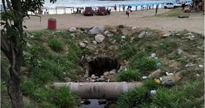 Playas de La Guaira contaminadas por aguas negras y botaderos de basura