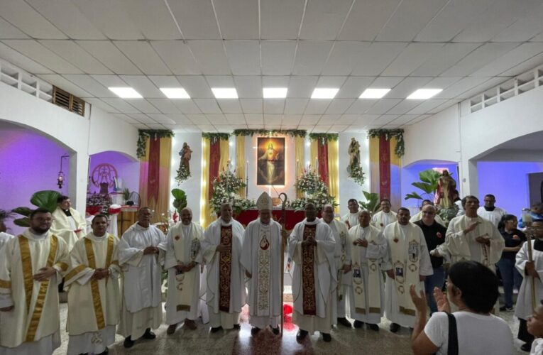Piden indulgencia plenaria por los 50 años de la parroquia Sagrado Corazón de Jesús