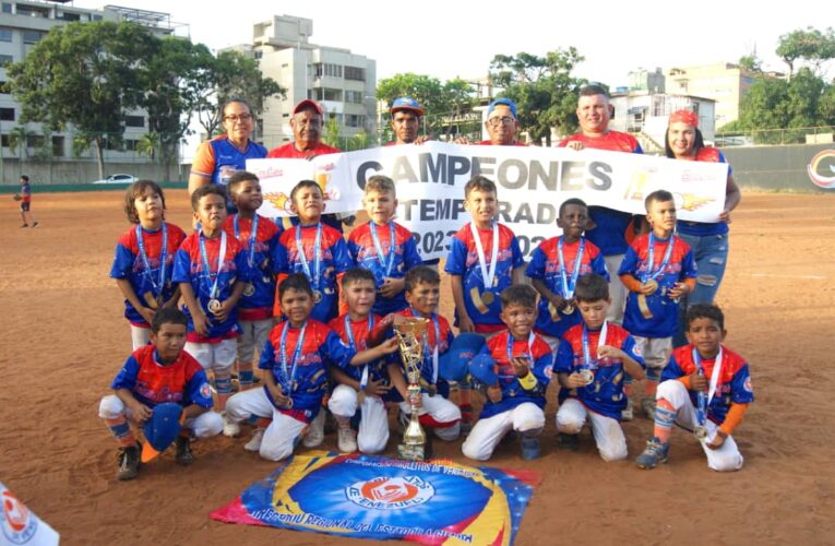 Team Coffe conquista tercer título consecutivo en Criollitos