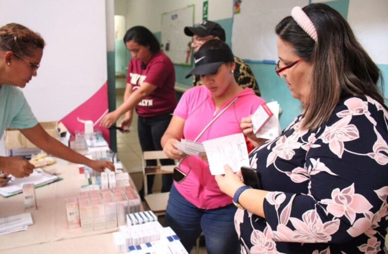 Misión Venezuela Mujer despliega jornada médica integral en Maiquetía