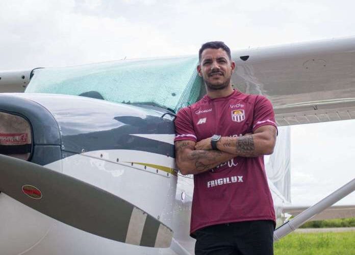 Richard Blanco con el Carabobo FC para el clausura FutVe