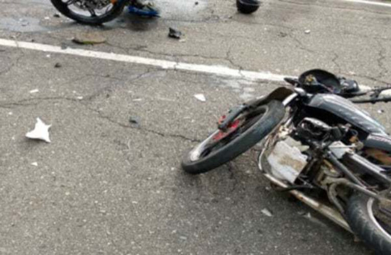 Dos jóvenes murieron cuando practicaban nuevas figuras de motopiruetas