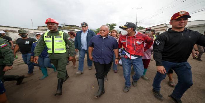 Diosdado Cabello promete solventar en 15 días afectaciones en Cumanacoa