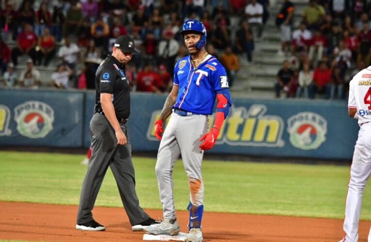 Tiburones andan armándose para defender su título