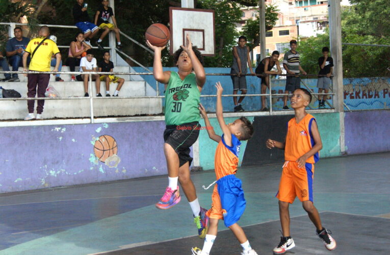 Baloncesto guaireño arrancó Copa Navidad