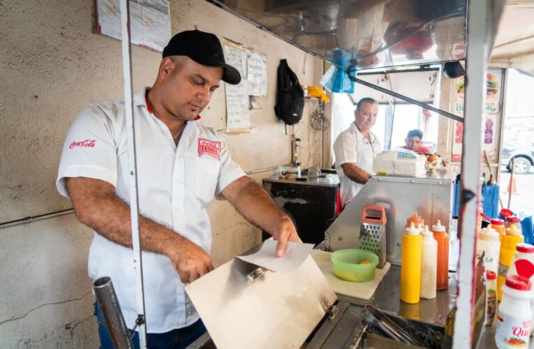 Más del 50% de los venezolanos tienen emprendimientos