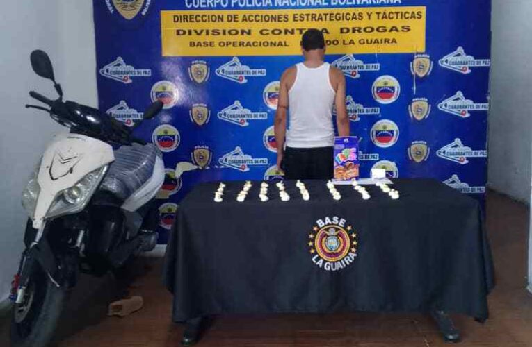 Detienen a sujeto con 40 envoltorios de presunta cocaína