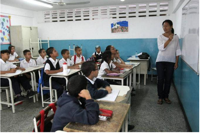 MinEducación llama a profesores jubilados a dar clases otra vez