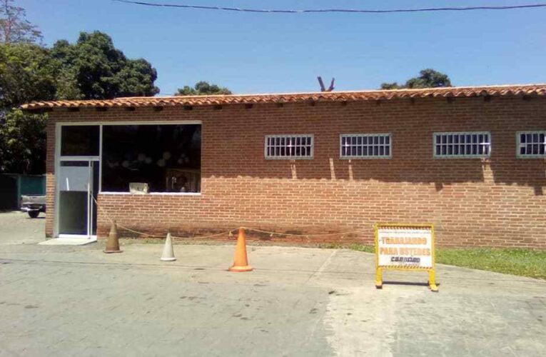 Hospital Eudoro González de Carayaca se queda sin rayos X