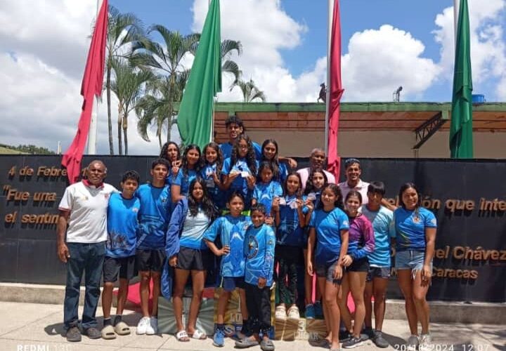 Natación guaireña conquistó 30 medallas en campeonato Distrital