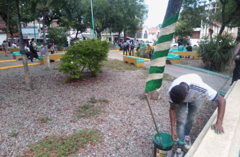 La Alcaldía recupera la Plaza Lourdes