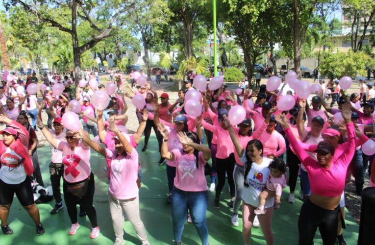 Caminata Rosa llenó de esperanza las calles de Tanaguarena