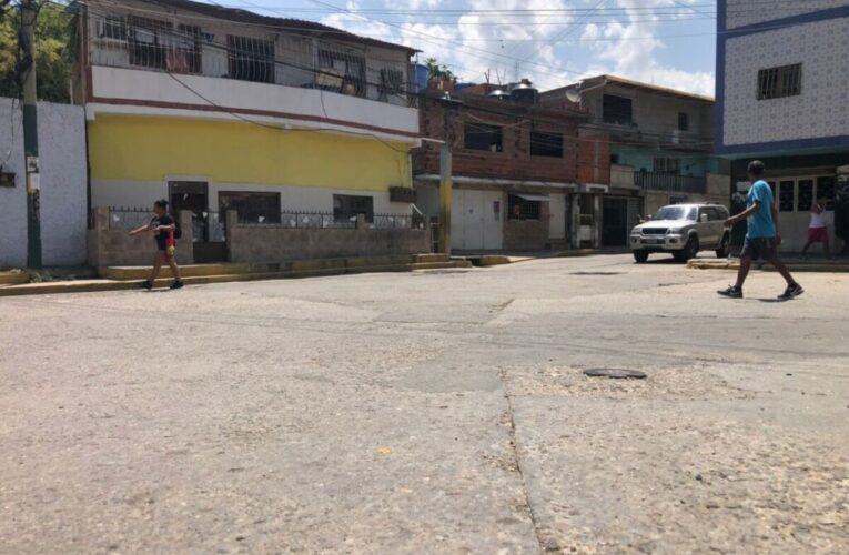 En Mirabal y La Páez piden agua potable, no salada