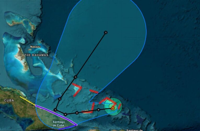 Tormenta Óscar se convierte en un huracán de categoría 1 en el Atlántico