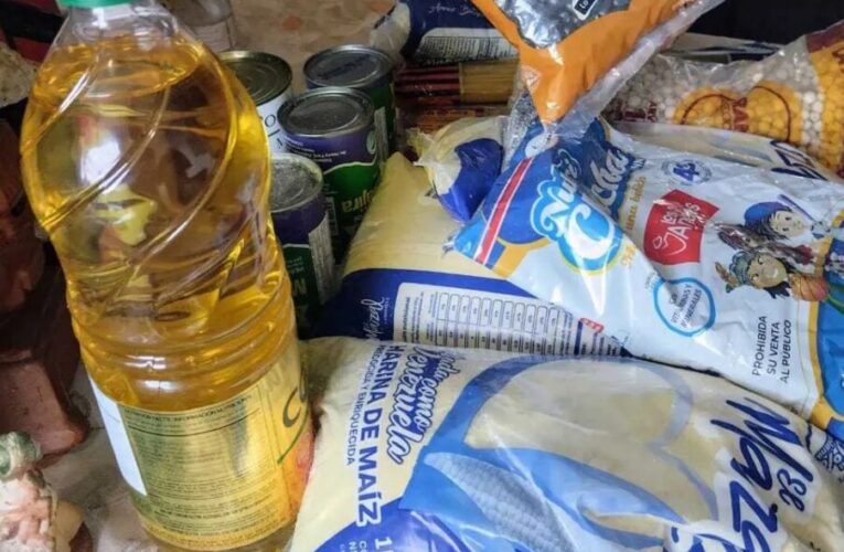 Bolsas Clap llegaron con menos alimentos y paquetes rotos