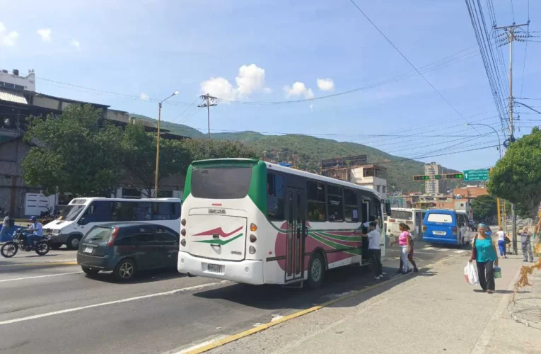 Buseteros no cumplen con la exoneración del pasaje a los abuelos