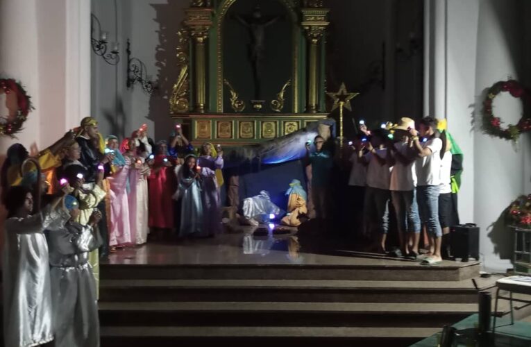 Escenifican nacimiento viviente en la Catedral  de La Guaira