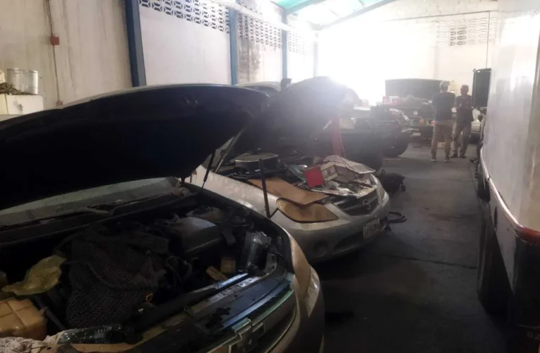 Para hacerle motor a un carro hay que gastar $400