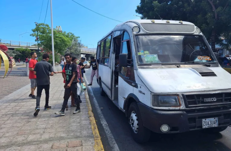 Transportistas buscarán alternativas para dar vuelto de Bs. 18