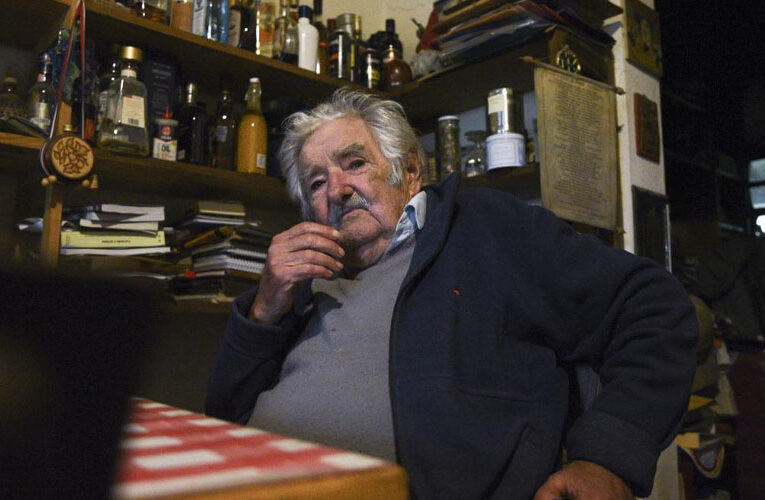 Expresidente uruguayo Mujica anuncia avance de su enfermedad: Hasta acá llegué