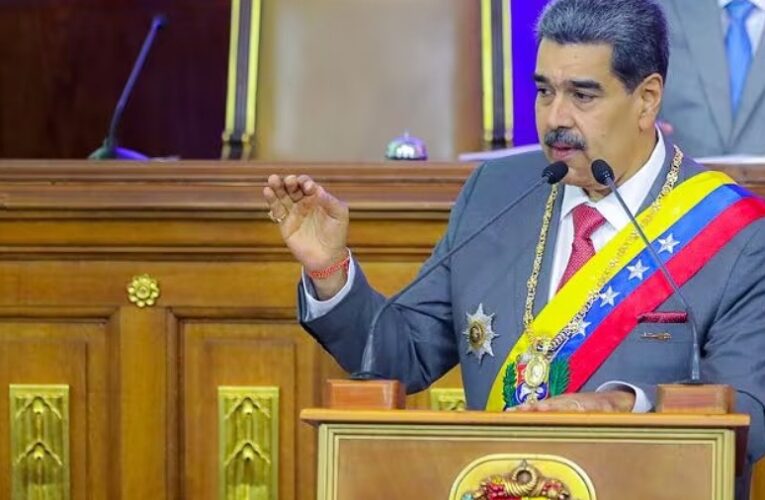 Maduro: Tengan la certeza de que asistiré a la convocatoria para juramentarme el 10-E