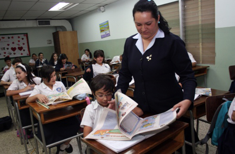 En 90% se redujo el número de estudiantes y egresados en Educación