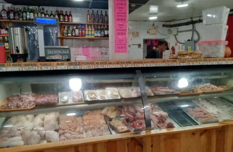 Hay carne molida en $7.90 en Montesano