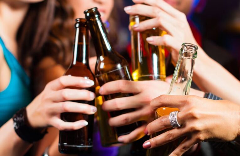 Alcohólicos Anónimos alerta por el alto consumo de alcohol entre adolescentes