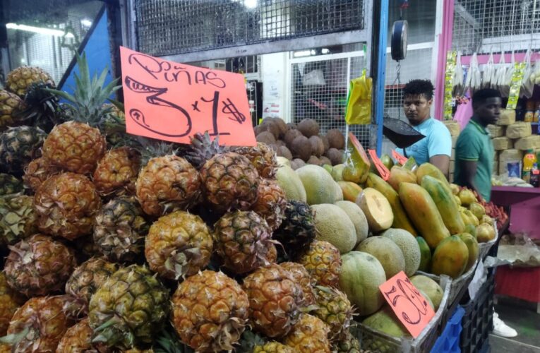 Aumenta venta de combos de frutas y hortalizas en el Comunitario